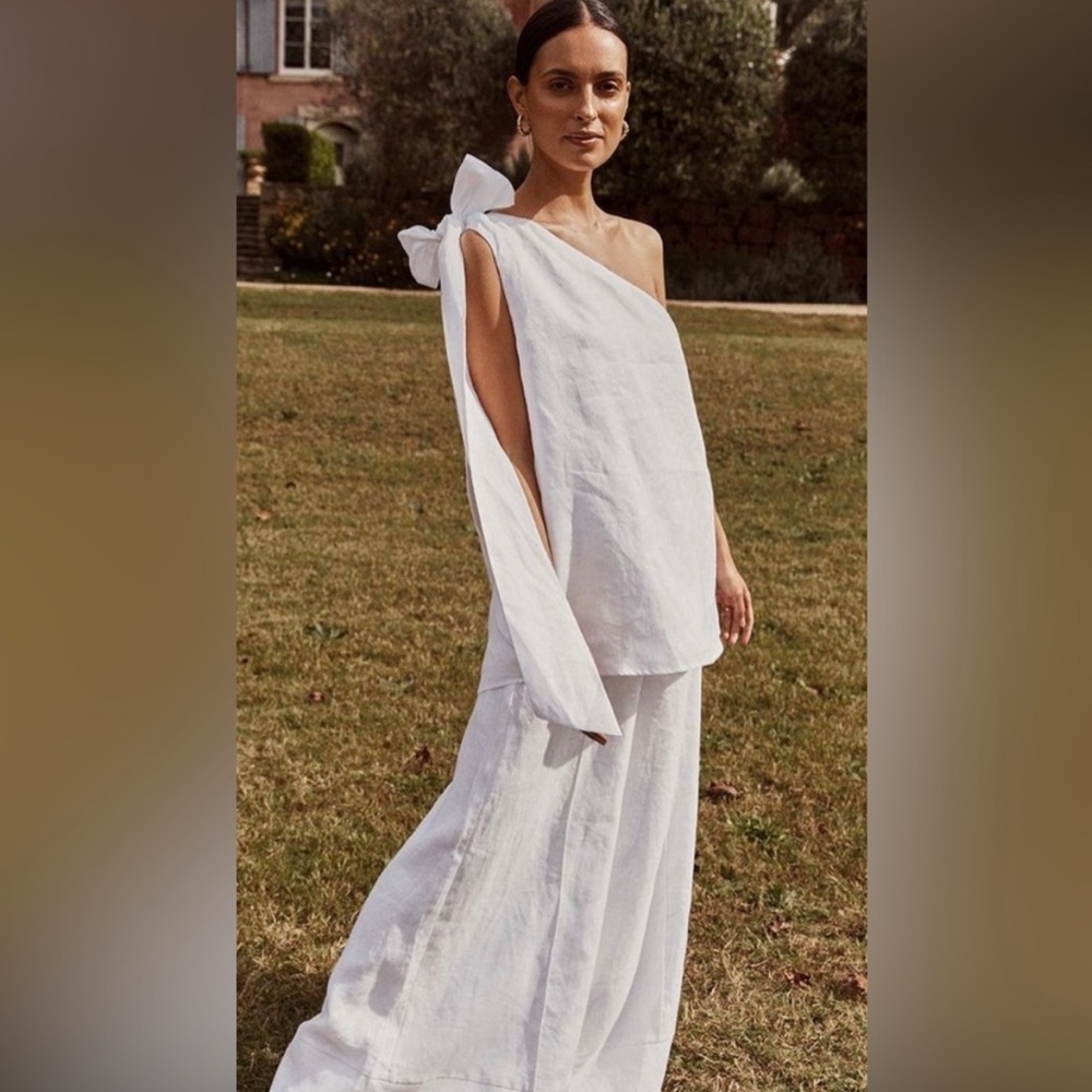 DISSH White One-Shoulder Tie-Sleeve Linen Top